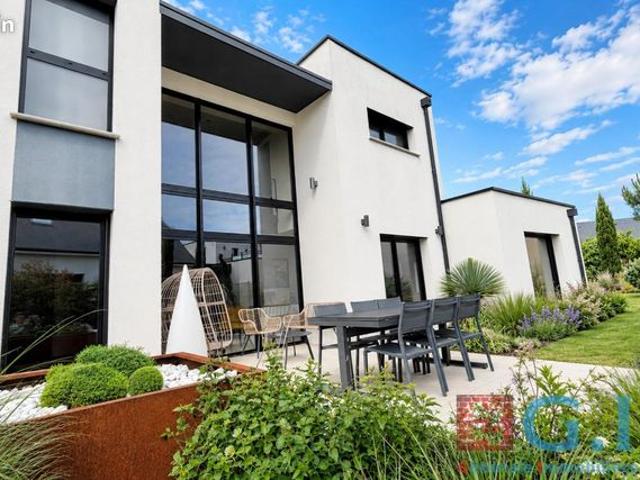 Propriété 6 pièces 155 m²
