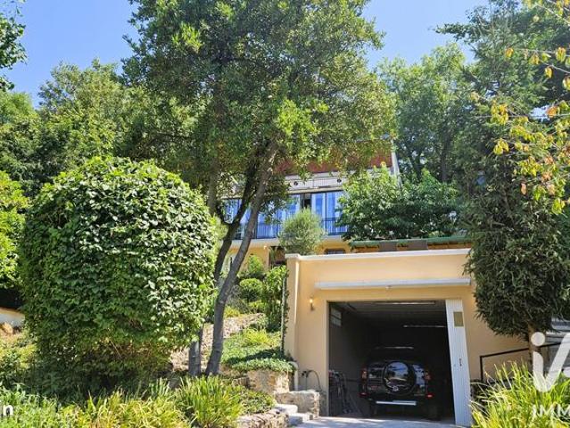 Propriété 6 pièces 156 m²