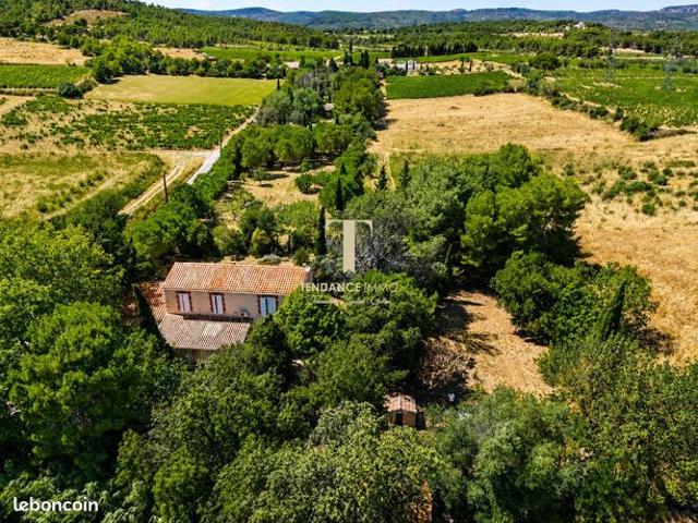 Propriété 6 pièces 156 m²
