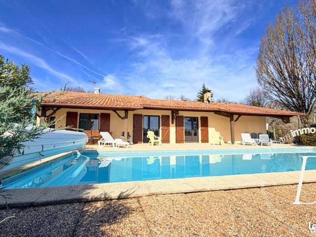 Propriété 6 pièces 156 m²