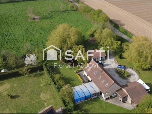 Propriété 6 pièces 156 m²
