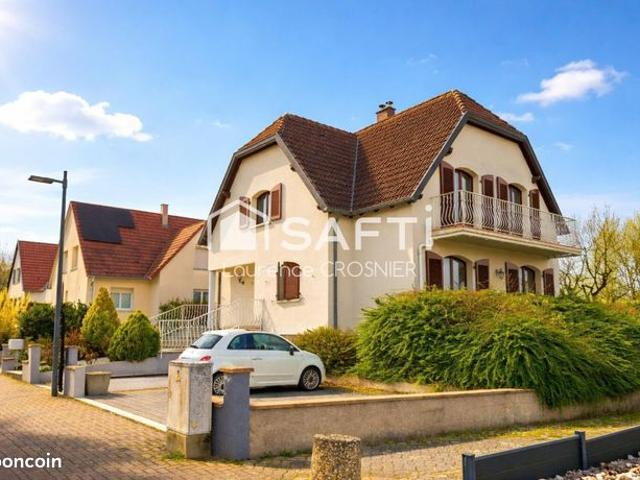 Propriété 6 pièces 156 m²