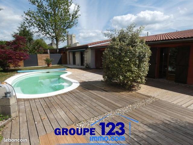 Propriété 6 pièces 157 m²