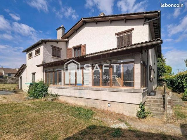 Maison 6 pièces 157 m²