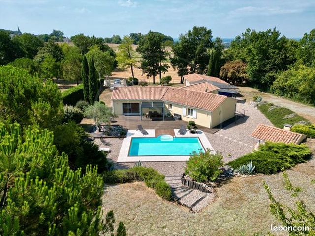 Propriété 6 pièces 158 m²