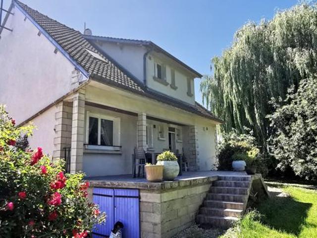 Propriété 6 pièces 158 m²
