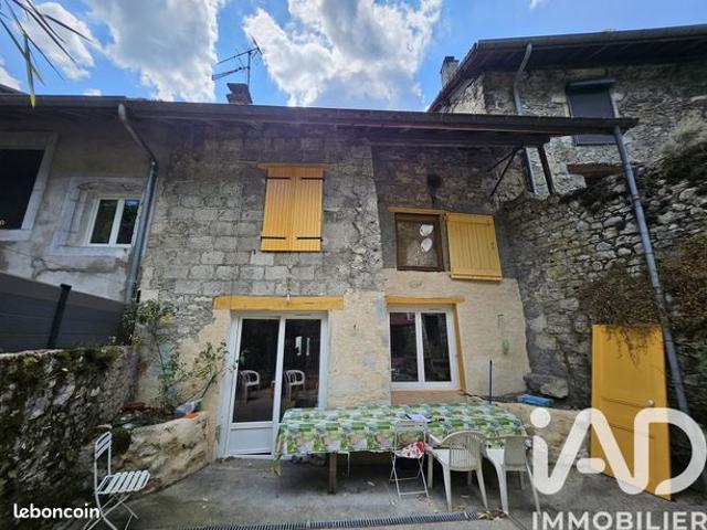 Propriété 6 pièces 150 m²