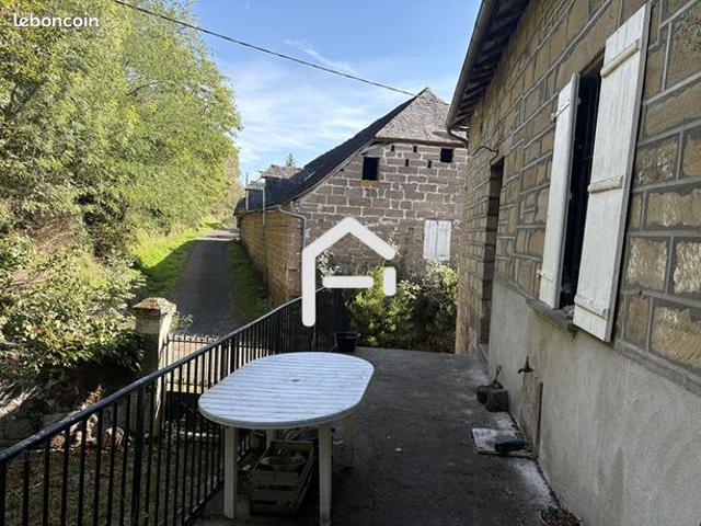 Propriété 6 pièces 150 m²