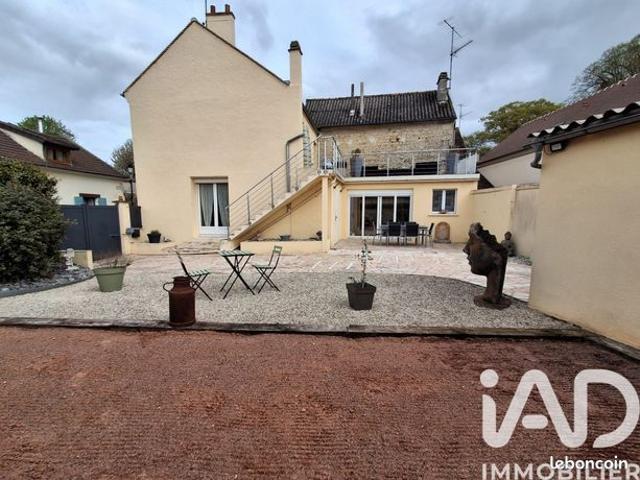 Propriété 6 pièces 150 m²