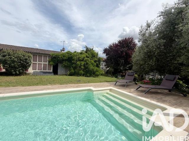 Propriété 6 pièces 150 m²