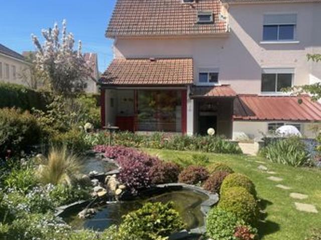 Propriété 6 pièces 150 m²