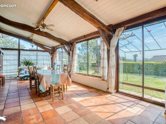 Propriété 6 pièces 150 m²