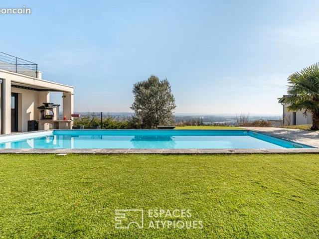 Propriété 6 pièces 150 m²