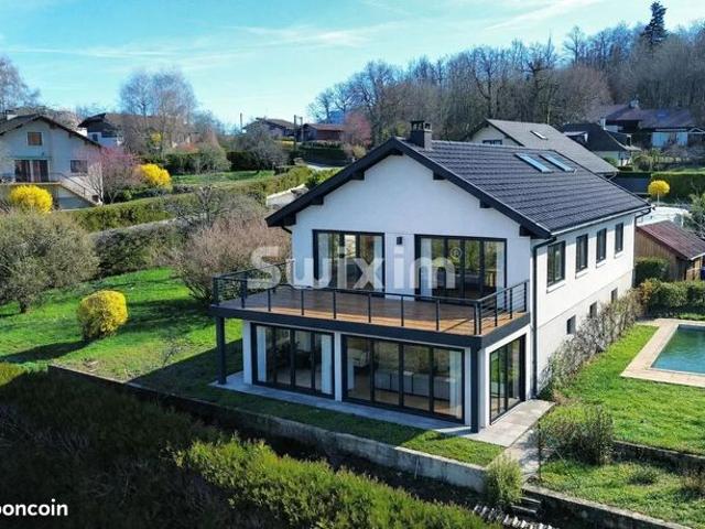 Propriété 6 pièces 150 m²
