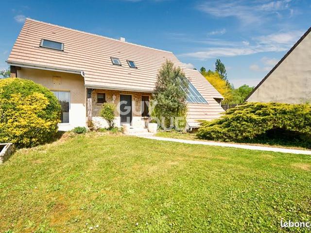 Propriété 6 pièces 150 m²
