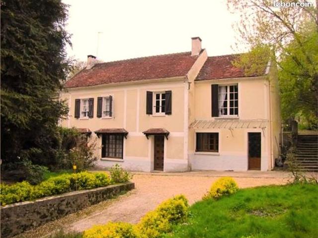 Propriété 6 pièces 150 m²