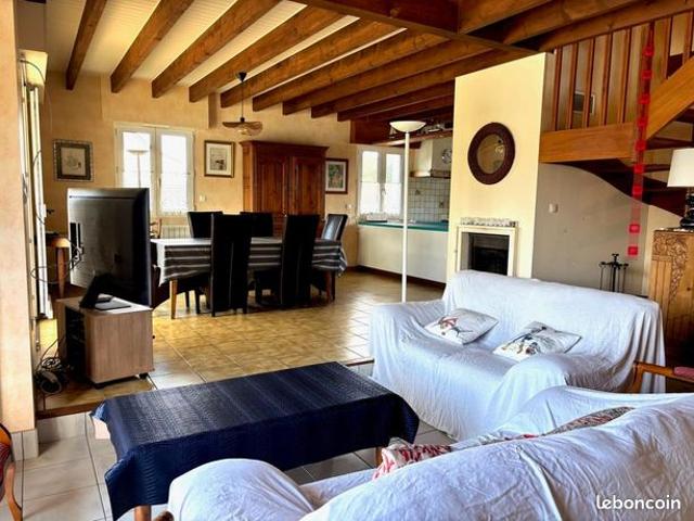 Propriété 6 pièces 150 m²