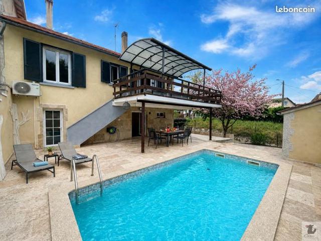 Propriété 6 pièces 150 m²