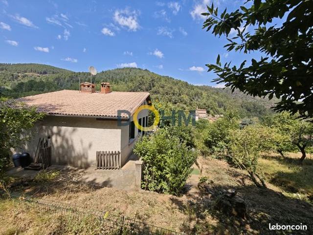 Propriété 6 pièces 150 m²