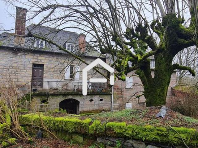 Propriété 6 pièces 150 m²
