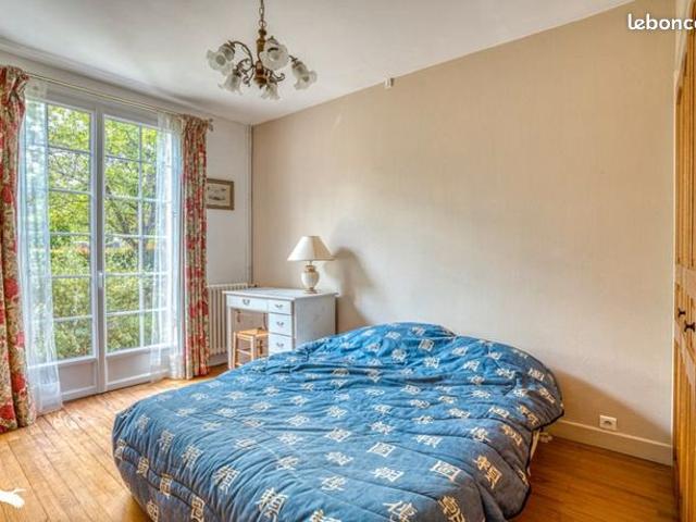 Propriété 6 pièces 150 m²