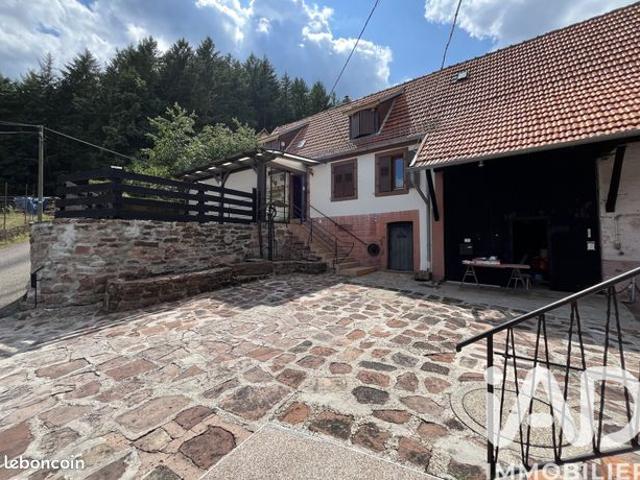 Propriété 6 pièces 151 m²