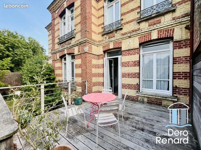 Propriété 6 pièces 151 m²