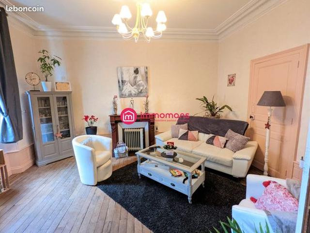Propriété 6 pièces 151 m²