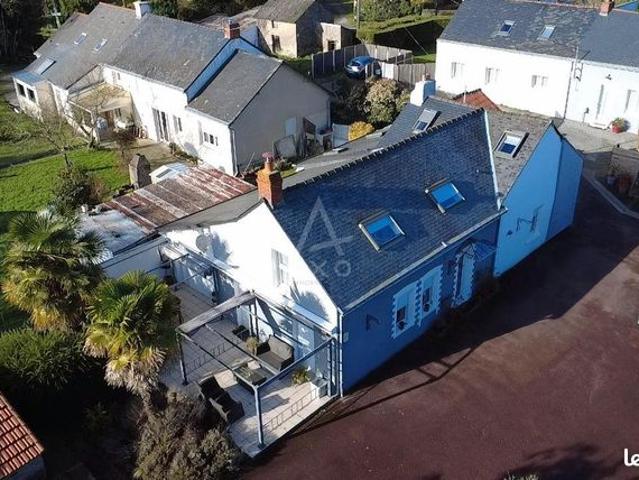 Propriété 6 pièces 151 m²