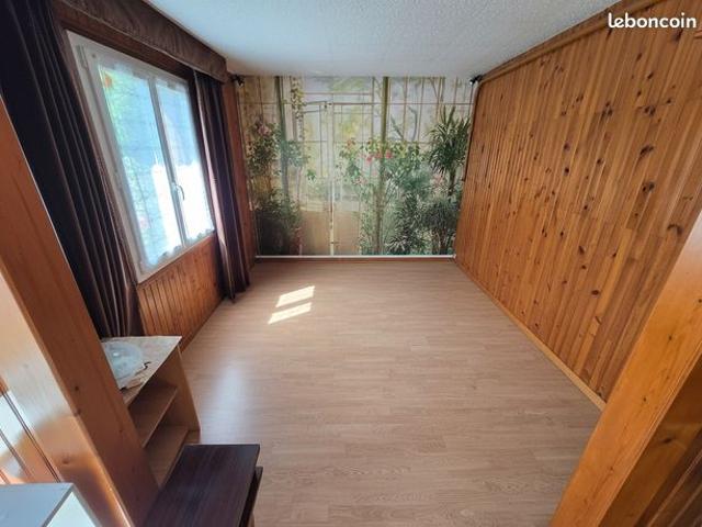 Propriété 6 pièces 151 m²