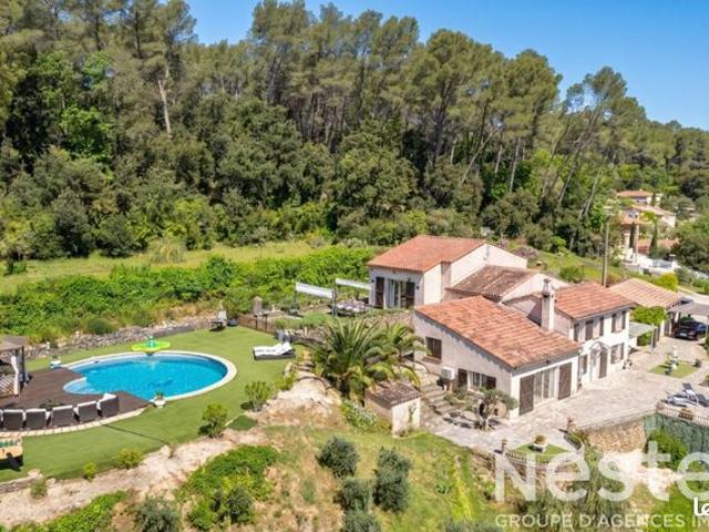 Propriété 6 pièces 152 m²