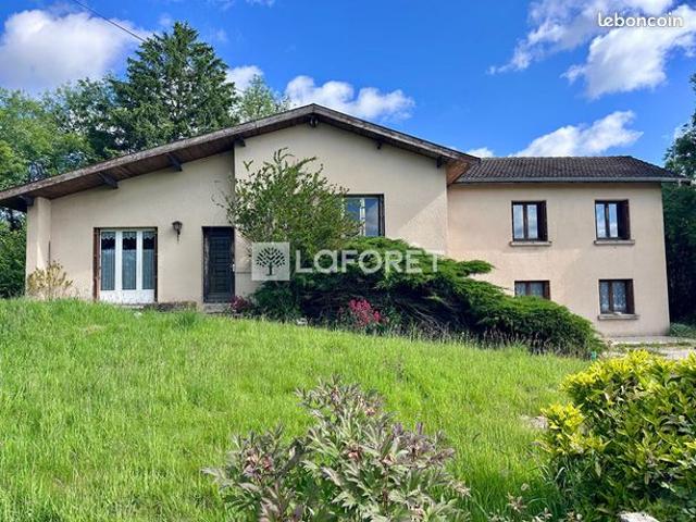 Propriété 6 pièces 152 m²
