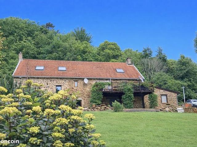 Propriété 6 pièces 153 m²