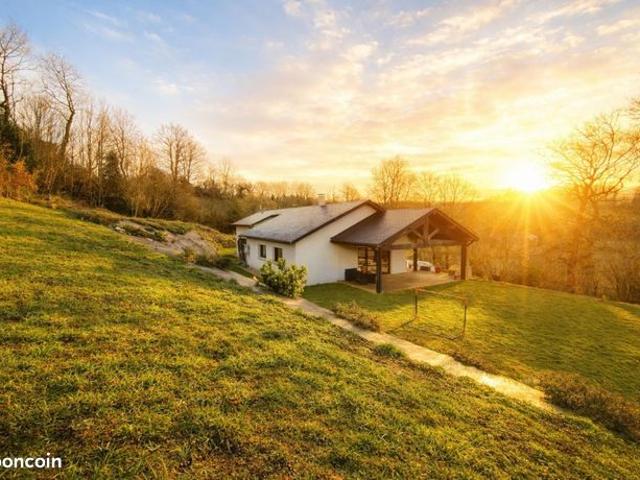 Propriété 6 pièces 153 m²