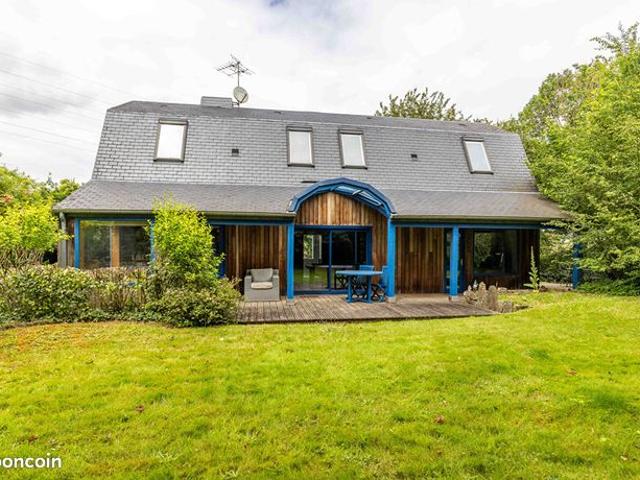 Propriété 6 pièces 153 m²