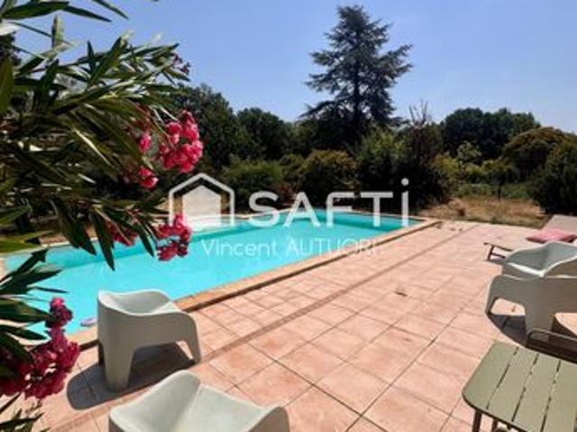 Propriété 6 pièces 164 m²