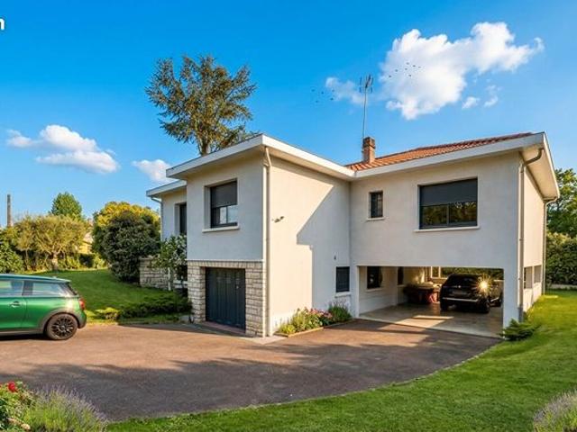 Propriété 6 pièces 164 m²