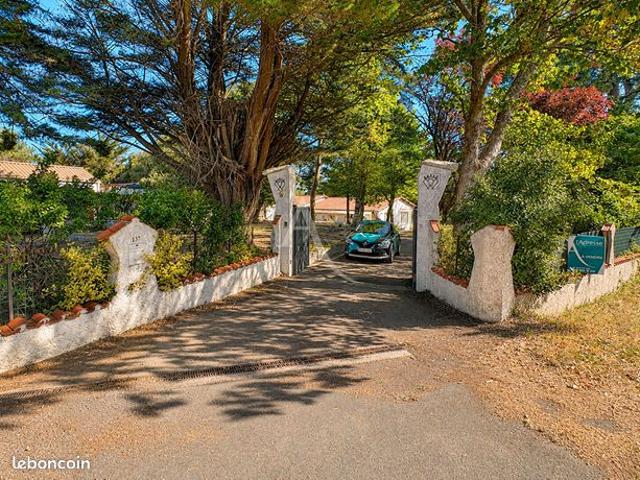Propriété 6 pièces 164 m²