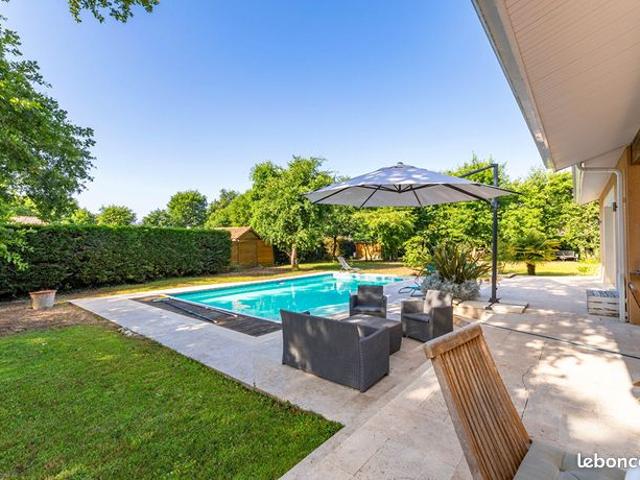 Propriété 6 pièces 164 m²
