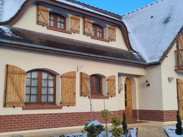 Propriété 6 pièces 164 m²