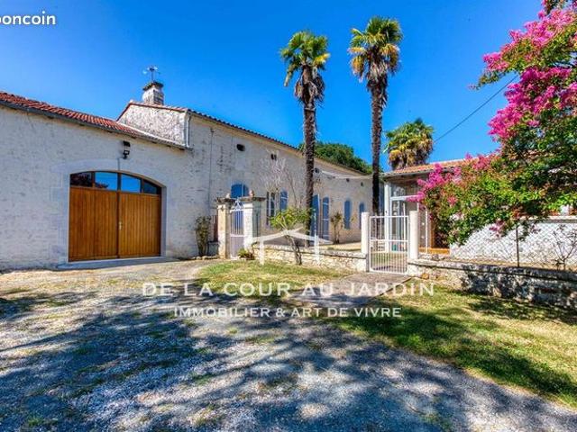 Propriété 6 pièces 164 m²