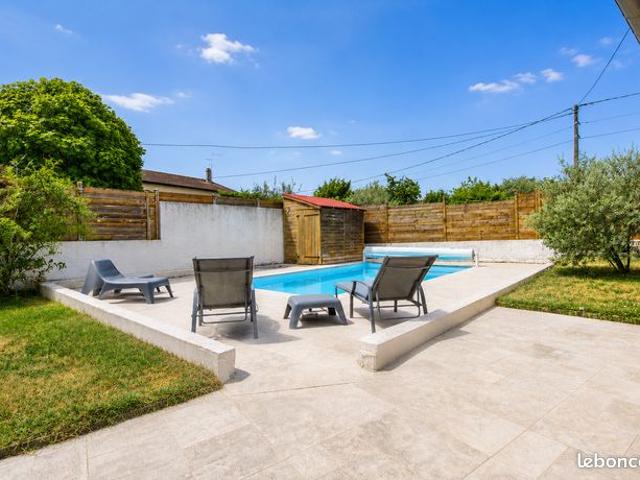Propriété 6 pièces 164 m²