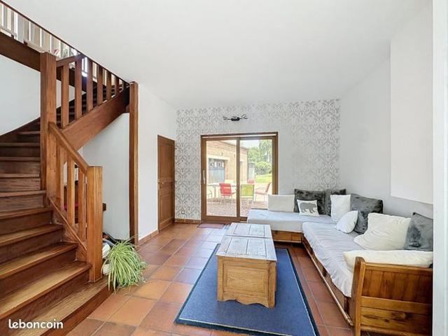 Propriété 6 pièces 165 m²