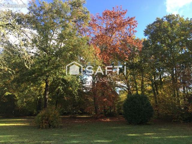 Propriété 6 pièces 165 m²
