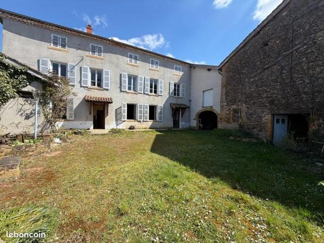 Propriété 6 pièces 165 m²