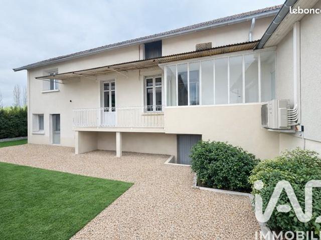 Propriété 6 pièces 165 m²