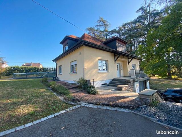 Propriété 6 pièces 166 m²