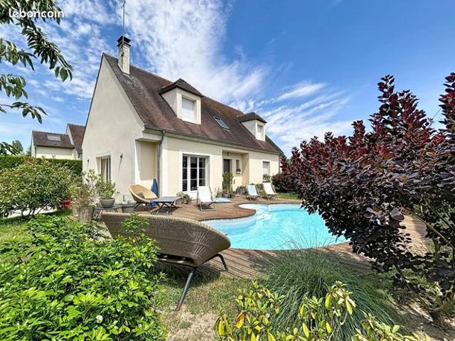 Propriété 6 pièces 166 m²