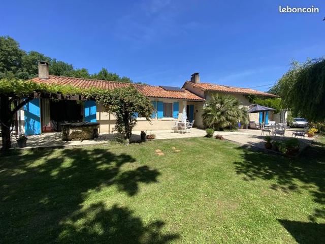 Propriété 6 pièces 166 m²