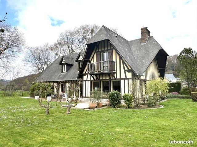 Propriété 6 pièces 180 m²